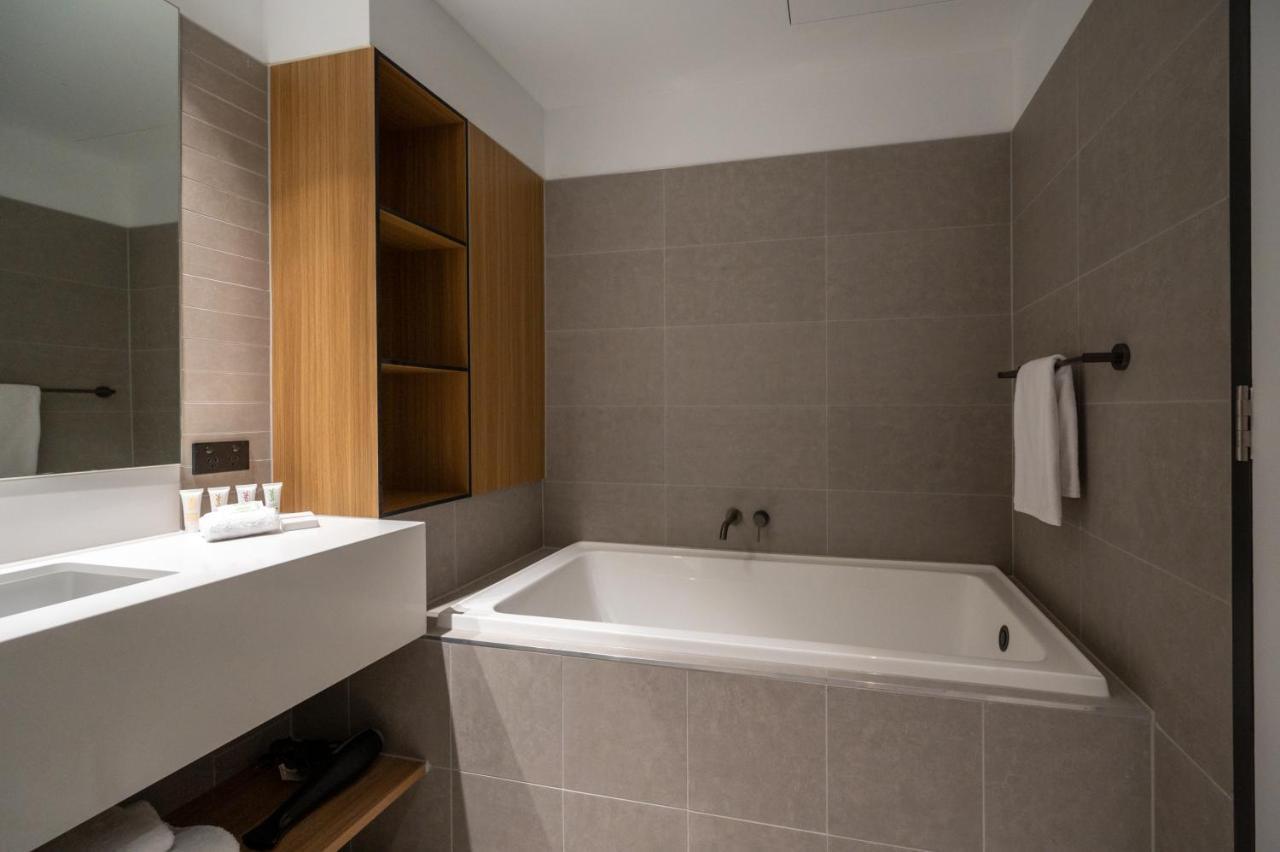 Nesuto Docklands Hotel Melbourne Eksteriør billede